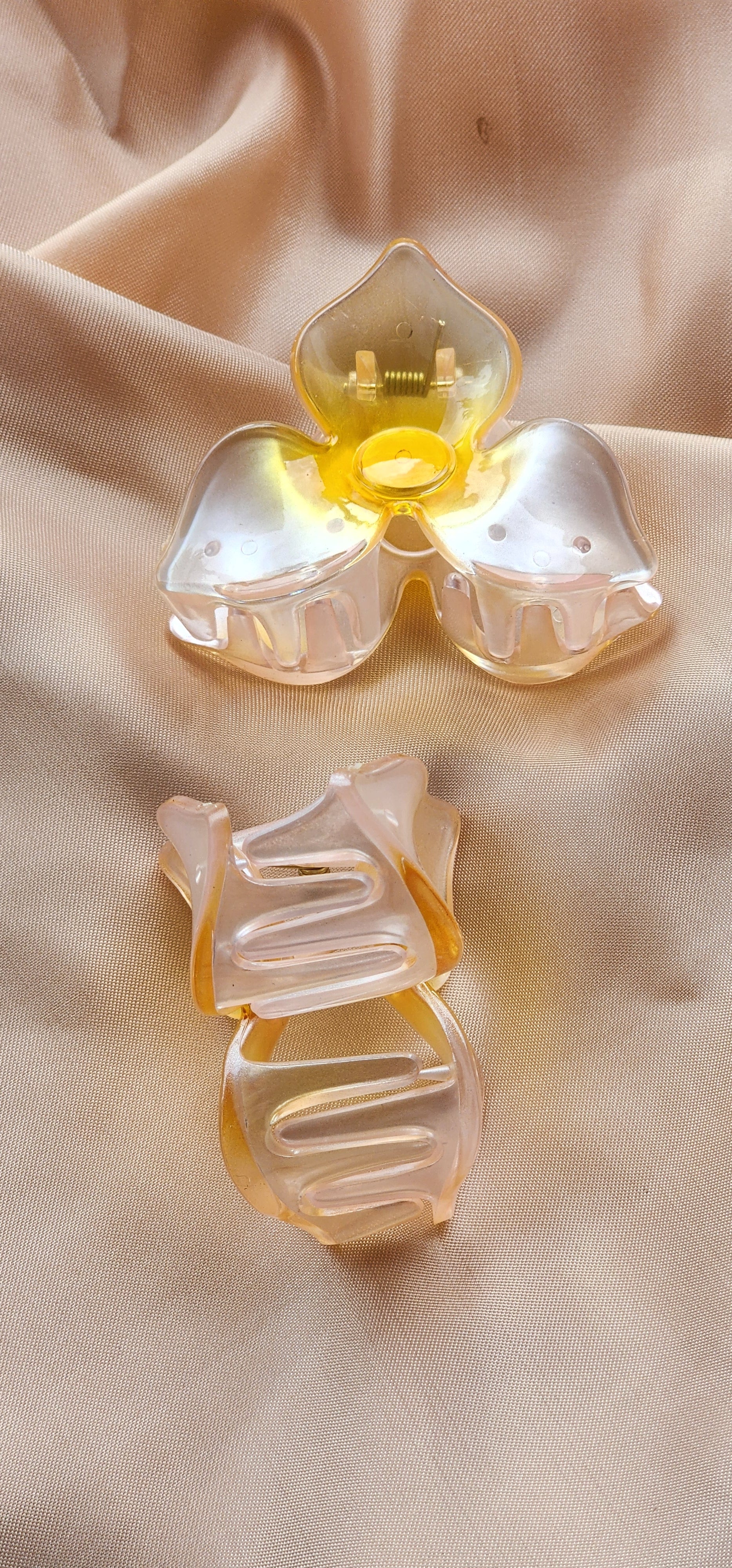 Hair clip flower design 2 resin