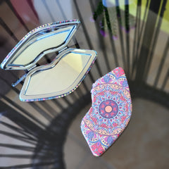 Lip mirror medallion print patterns