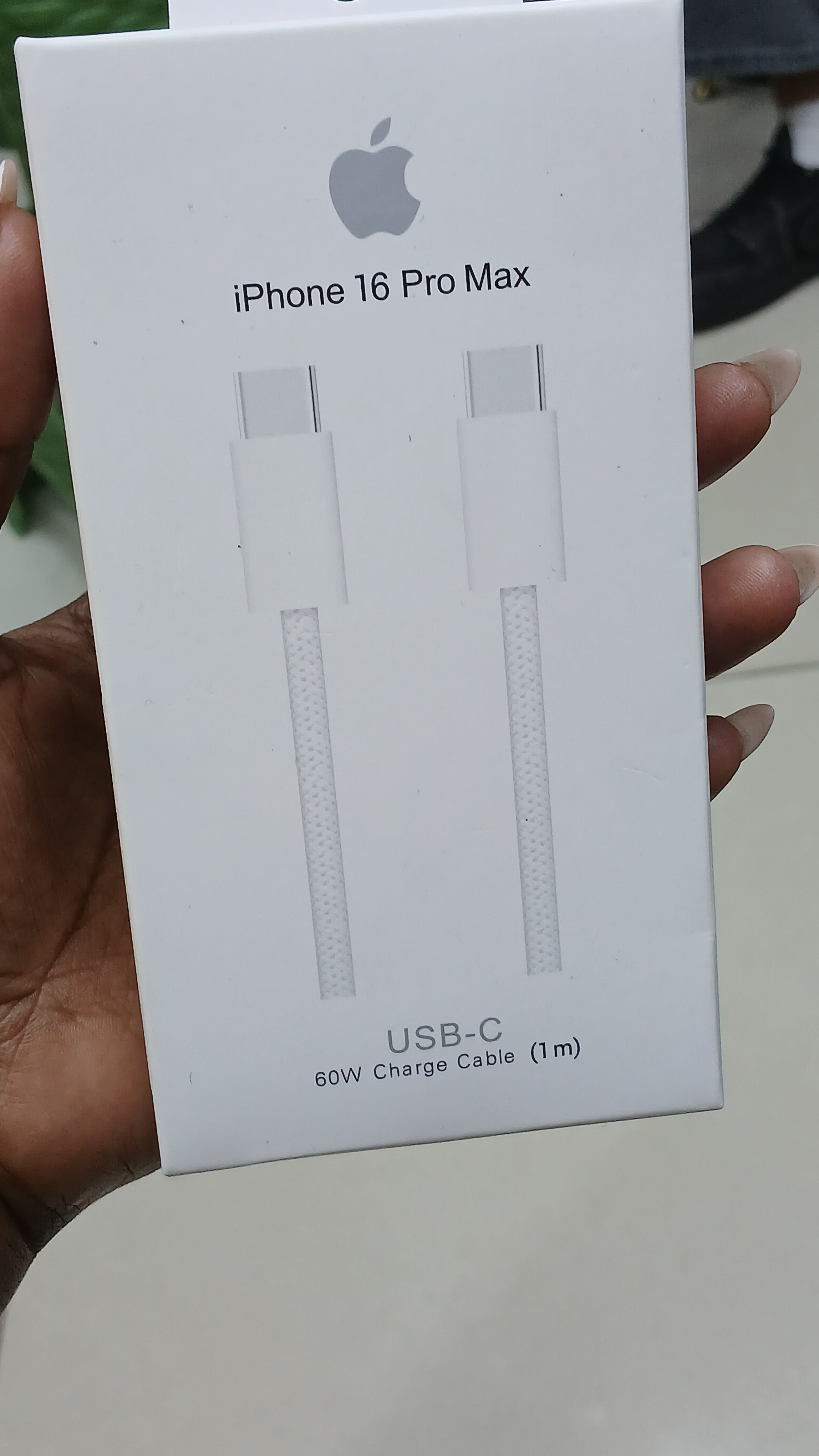 IPhone 16 pro max C to C 60W (1m) cable.