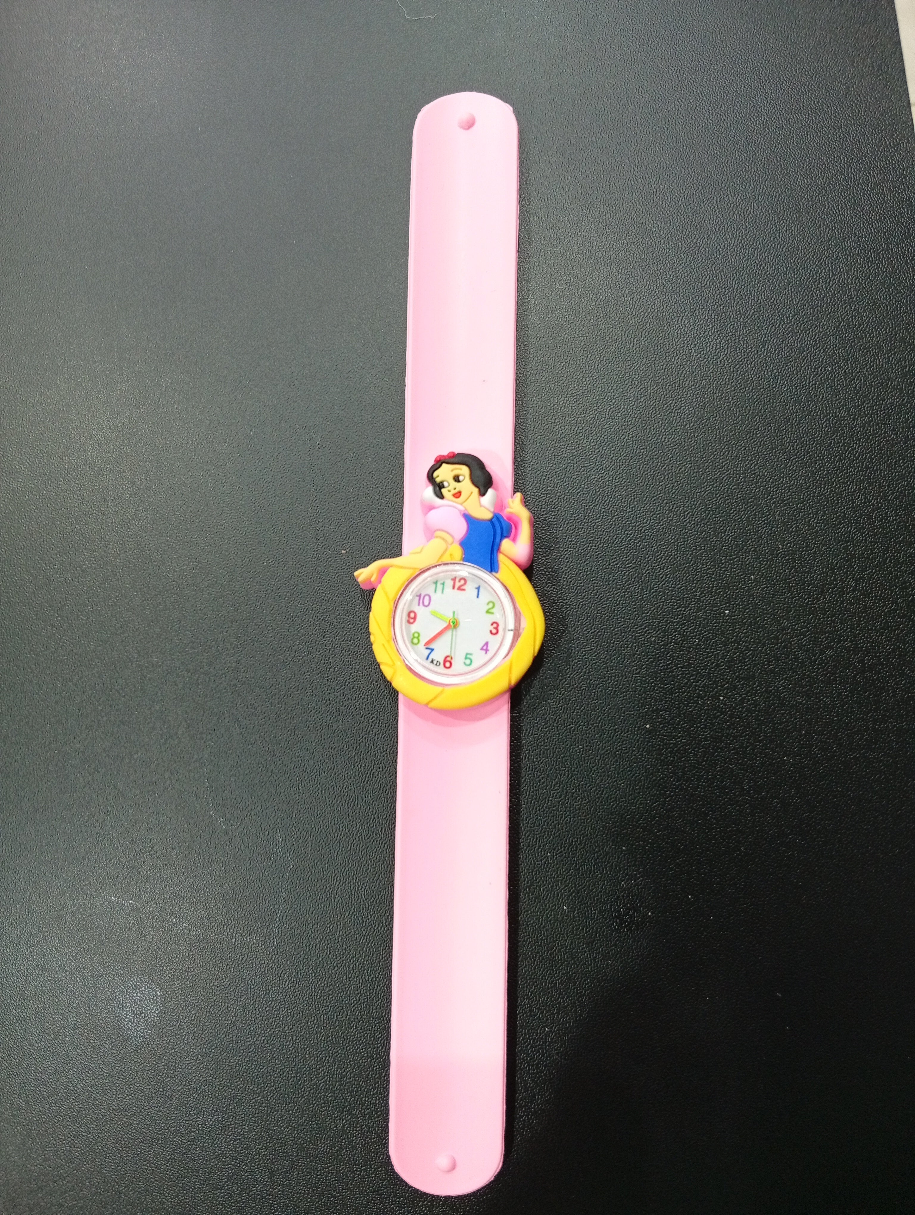 Snow white watch
