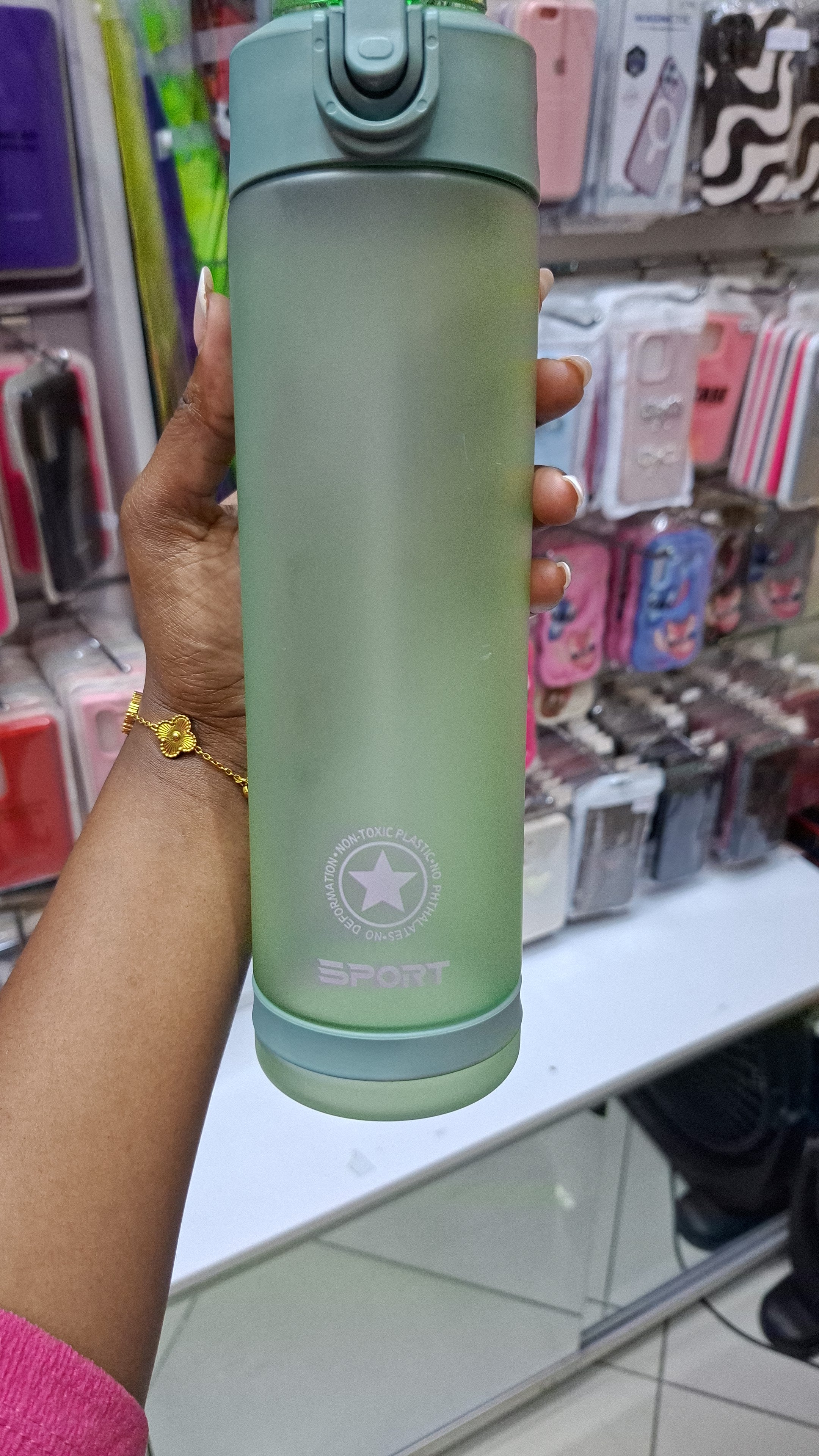 Sports water bottle