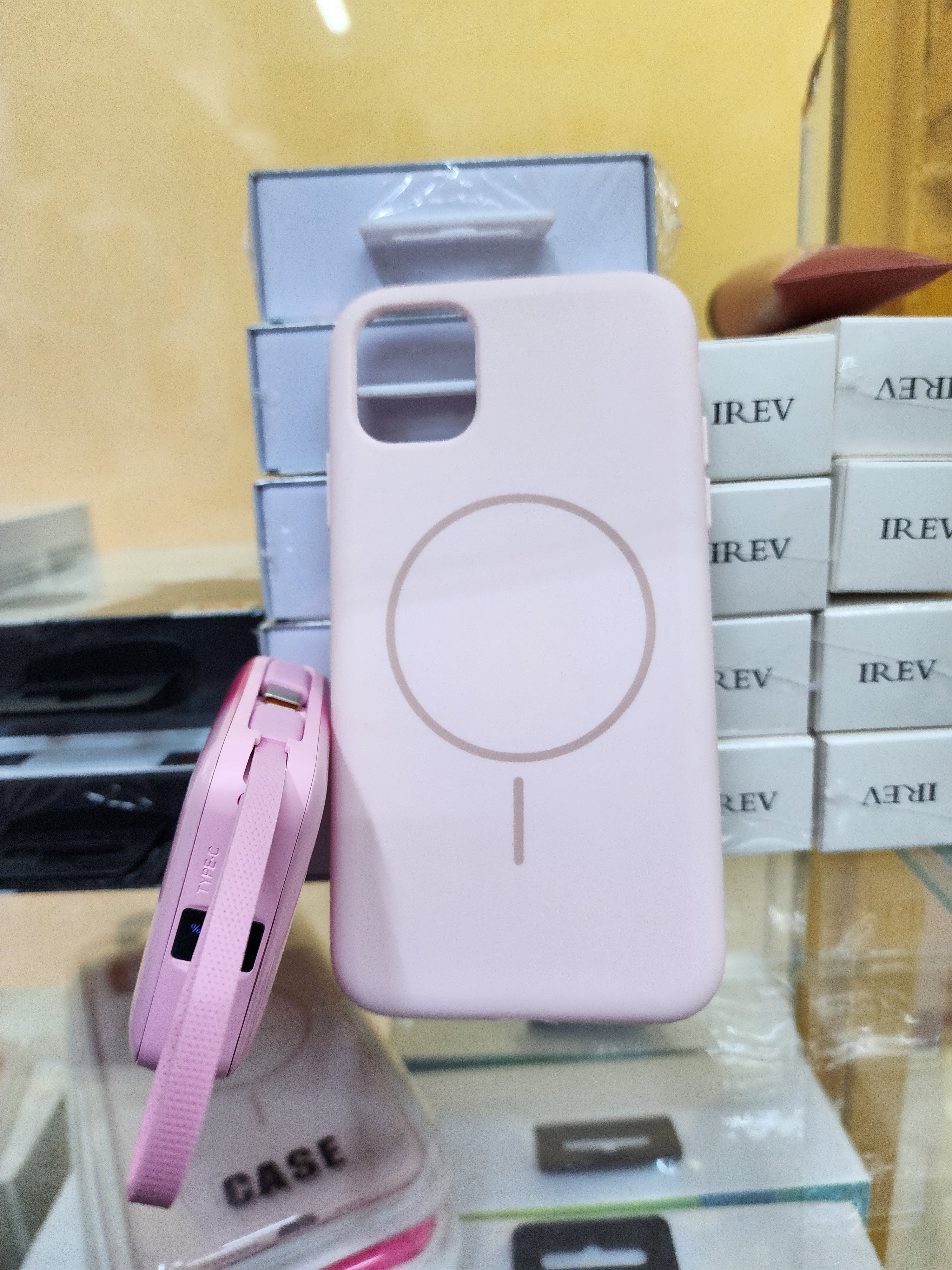 IPhone 11 pro max magsafe Silicon﻿e case