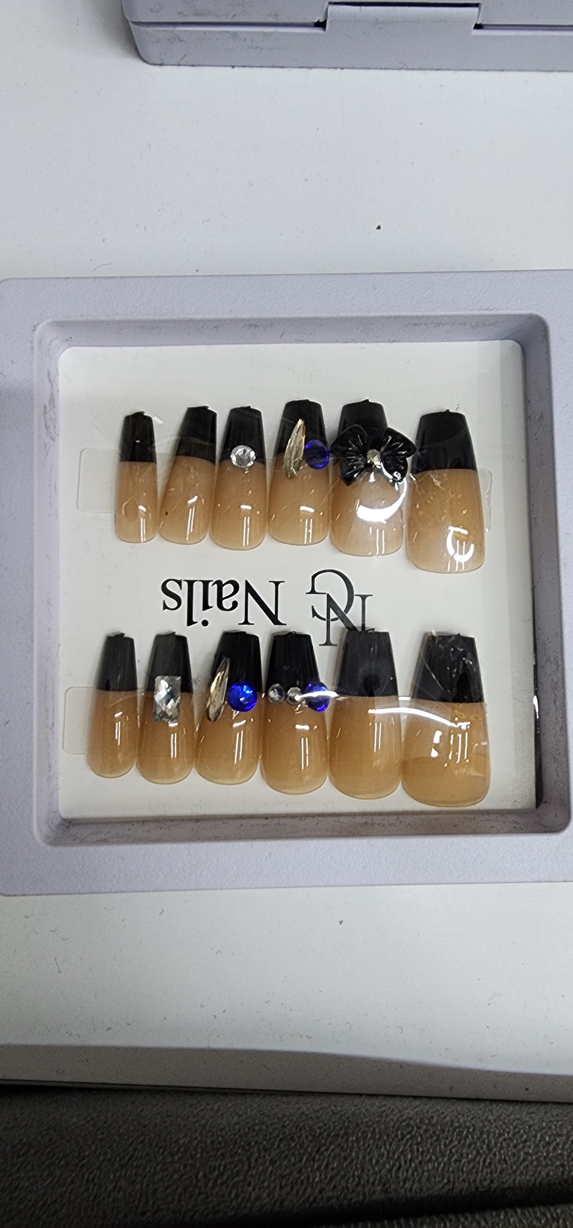 Stick on nails ladies design 2