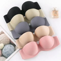 Strapless bra with extra straps