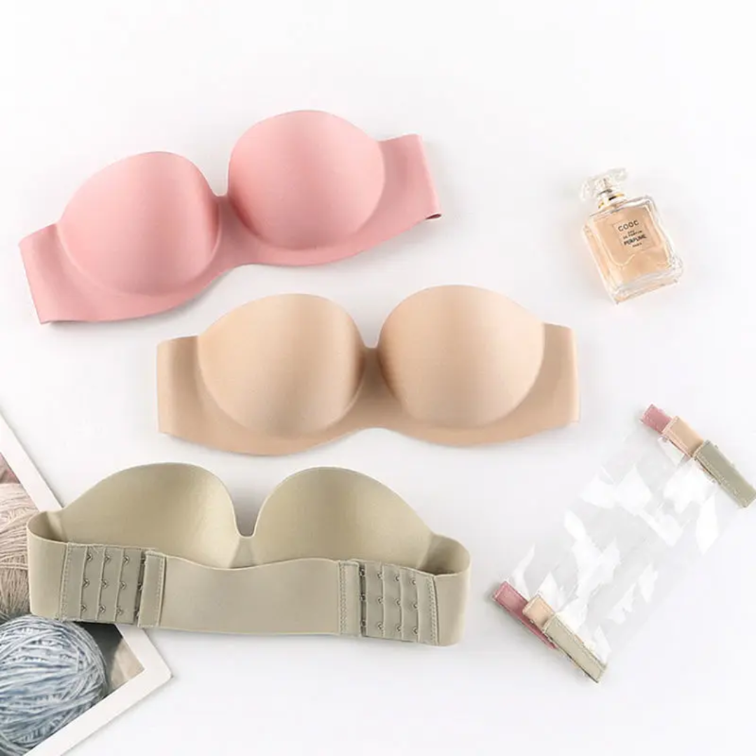 Strapless bra with extra straps