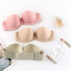 Strapless bra with extra straps