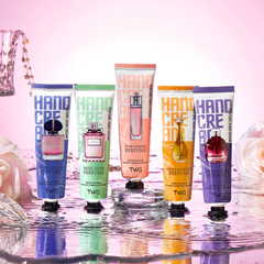 Moisturizing fragrance hand creame 4 in 1