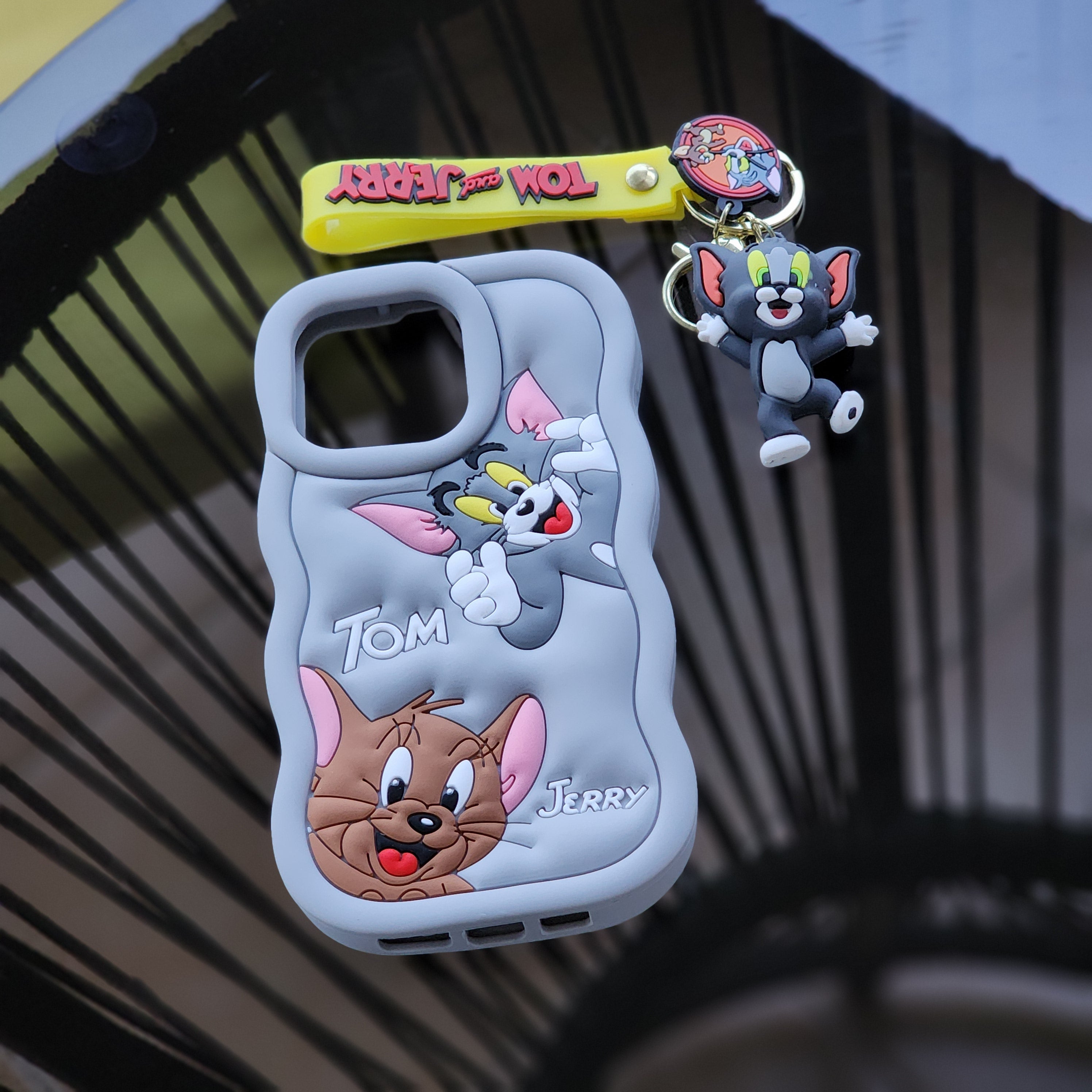 IPhone 15 pro max, Tom & Jerry liquid silicone phone case covers