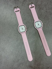 Quartz sleek watch